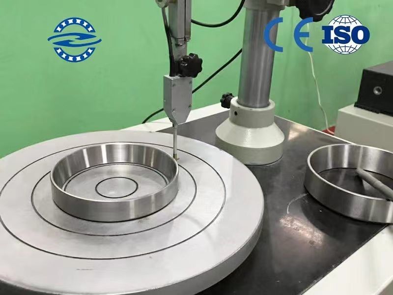 GRAE40//B Xích vòng bi hình bóng với vòng cổ khóa khóa lập dị GRAE40--B 40*80*43.8mm Xích vòng bi cuộn kim